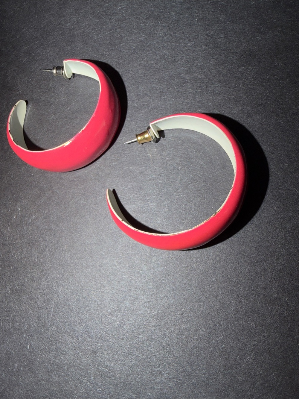 🩷VINTAGE 80’S PINK HOOP EARRINGS🩷